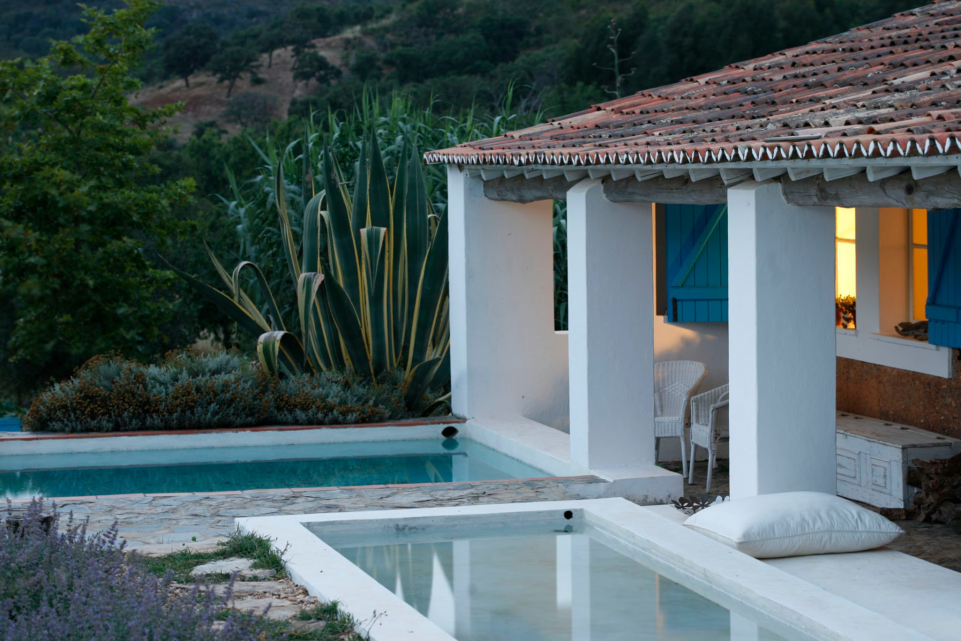 Quiet retreat lodging and pool in Alentejo, Portugal